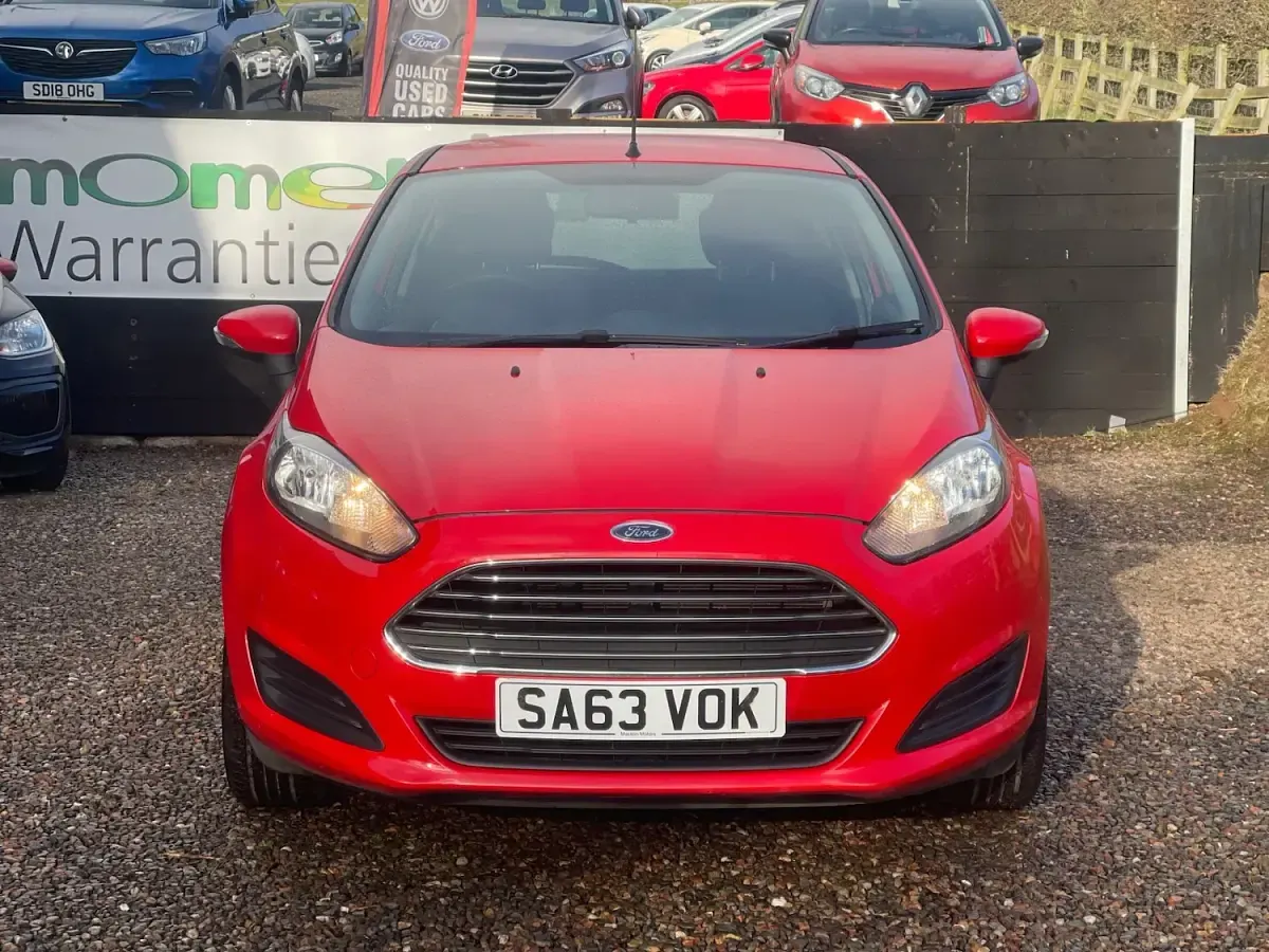 Used Ford Fiesta Style 82 HP (60 kW) 2013 Red Hatchback