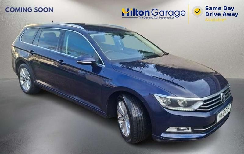 Usado VW Passat Business 120 HP (88 kW) 2018 Azul Carrinha