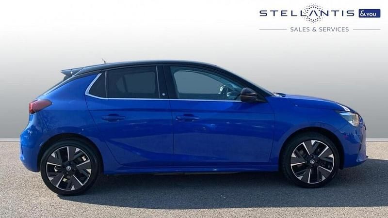 Used Vauxhall Corsa-e Elite 98 kW (134 HP) 2021 Blue Hatchback
