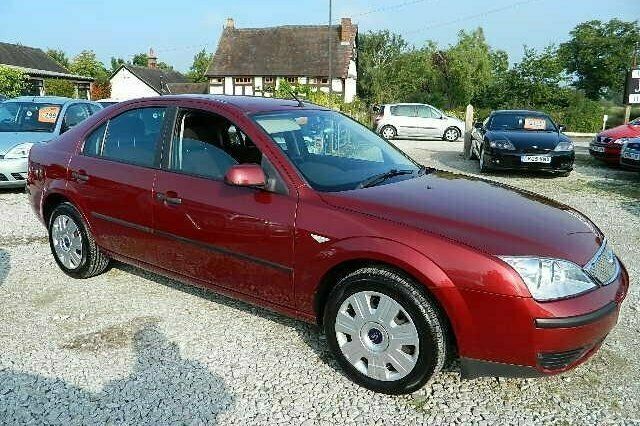 Used 2004 Ford Mondeo Hatchback | £2,350 (A bit pricey) - Image 1/4