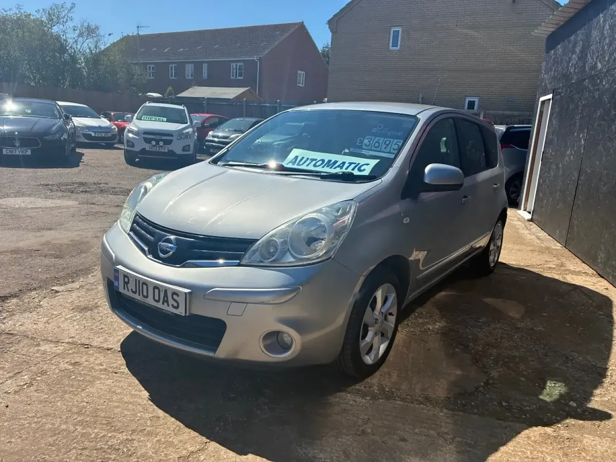Używany Nissan Note N-TEC 110 KM (80 kW) 2010 Srebrny Hatchback