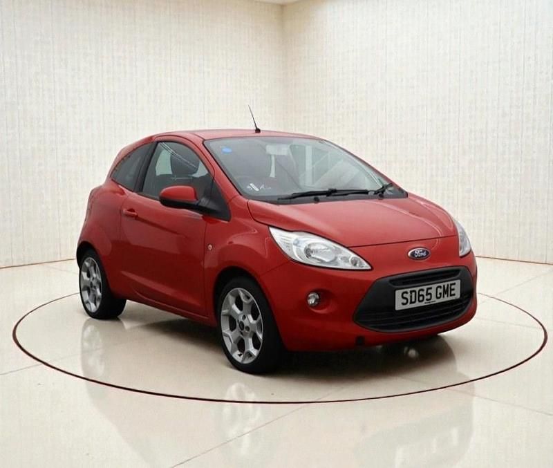 Używany Ford Ka Zetec 69 KM (50 kW) 2016 Czerwony Hatchback