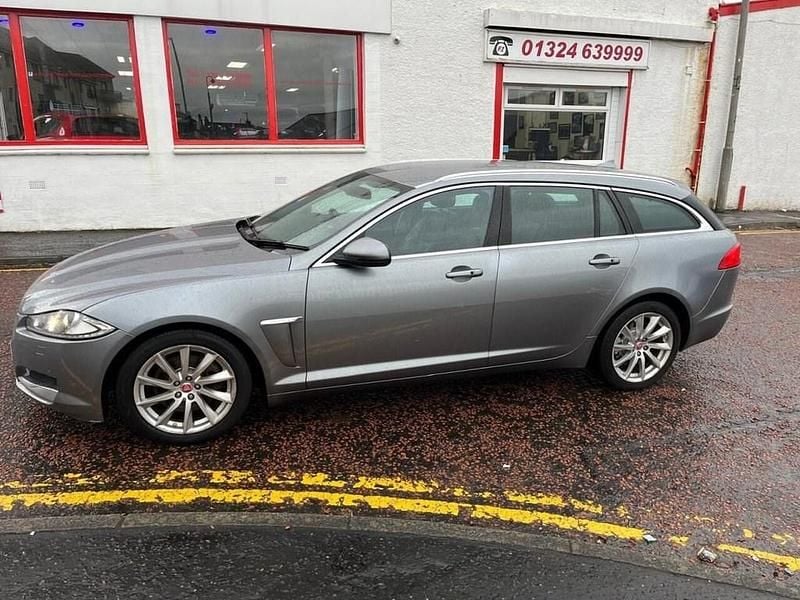 Used Jaguar XF Sportbrake Premium Luxury 200 HP (147 kW) 2015 Grey Estate