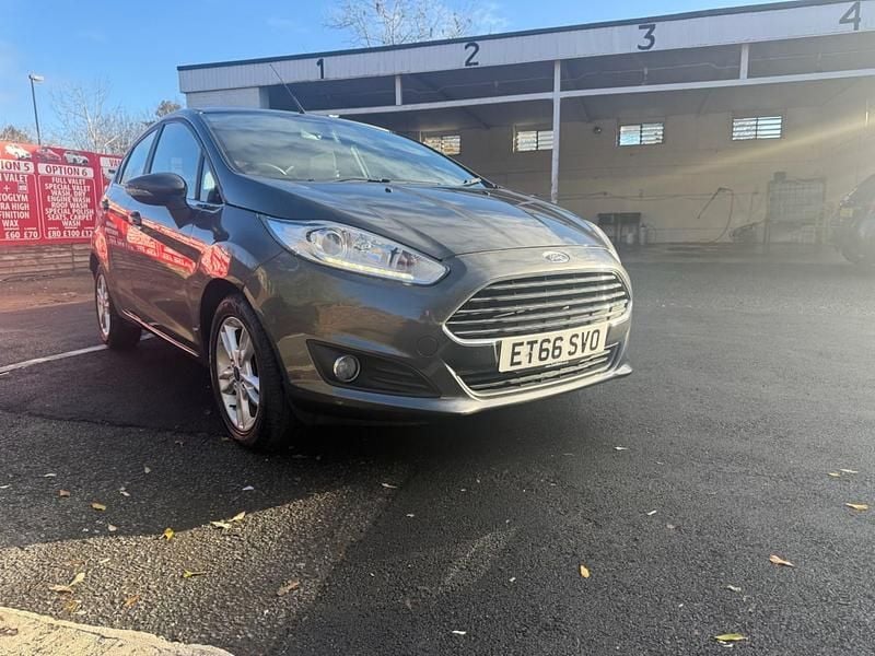 Grey Used 2017 Ford Fiesta Zetec Hatchback | £4,500 (Super price) - Image 1/4
