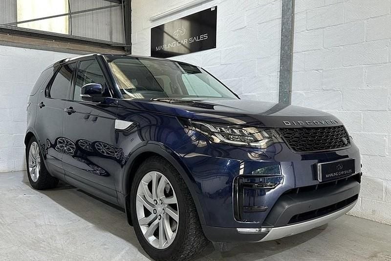 Blue Used 2018 Land Rover Discovery 5 HSE SUV | £18,450 (Super price) - Image 1/1