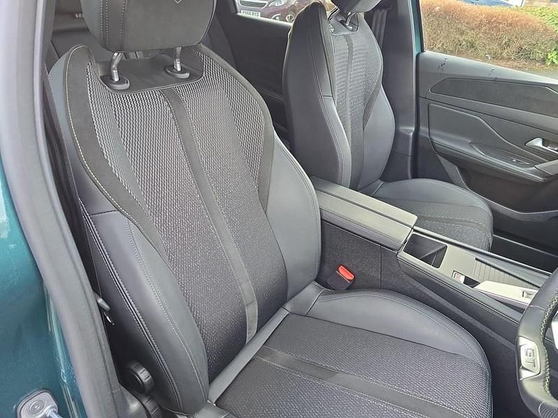 Used Peugeot 308 GTi 130 HP (95 kW) 2024 Blue Estate