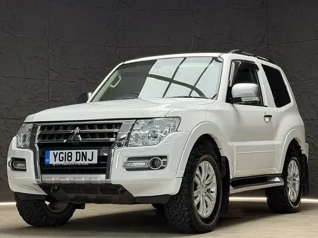Used Mitsubishi Shogun Warrior 187 HP (137 kW) 2018 White SUV