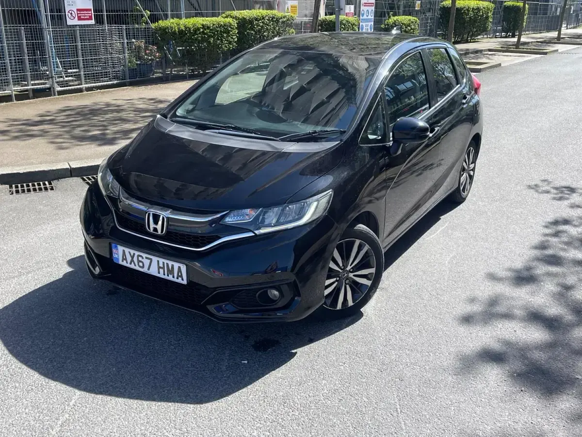 Second-hand Honda Jazz EX 102 CP (75 kW) 2018 Negru Hatchback