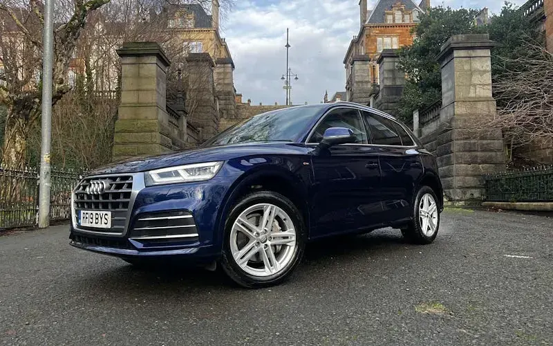 Used Audi Q5 S-Line 190 HP (139 kW) 2019 SUV