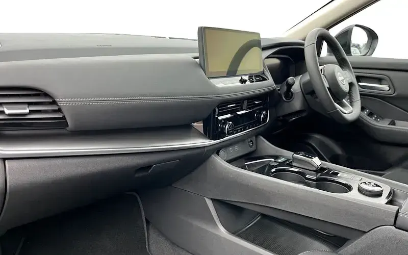 Used Nissan X-Trail N-Connecta 213 HP (156 kW) 2026 SUV