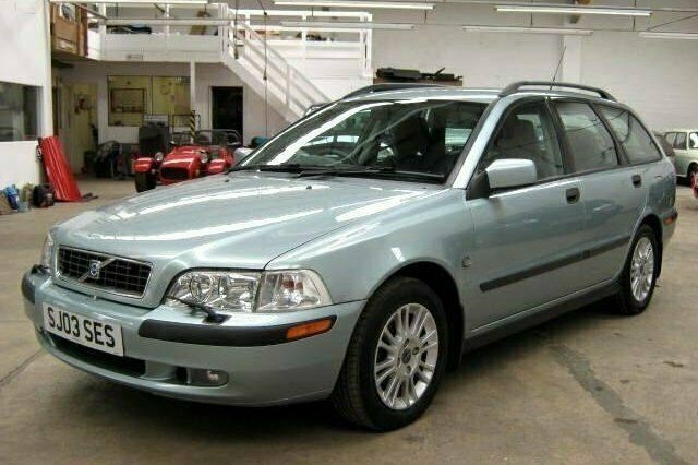 Used Volvo V40 122 HP (89 kW) 2003 Estate