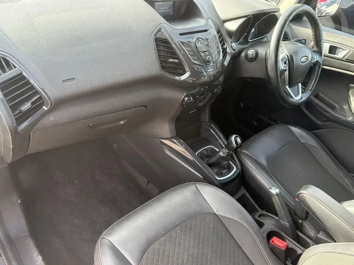 Used Ford Ecosport Titanium 95 HP (69 kW) 2017 Black SUV