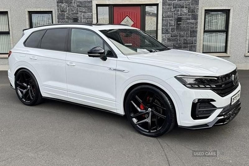 White Used 2021 VW Touareg Black Edition SUV | £32,995 (Fair price) - Image 1/1