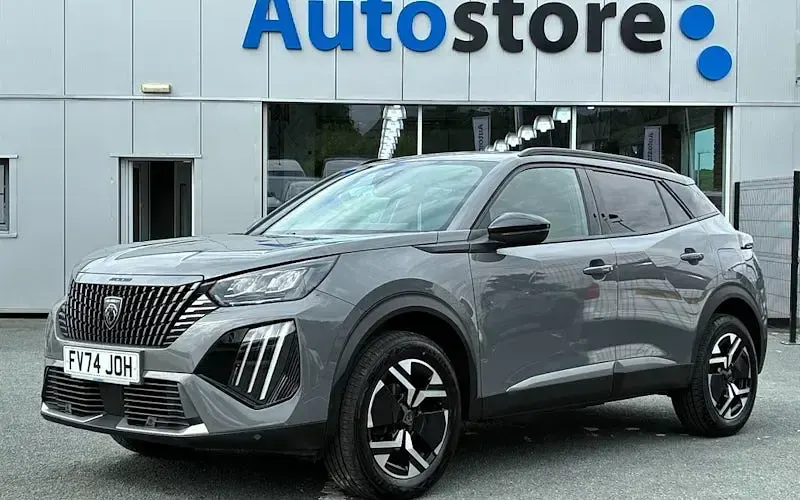 Used Peugeot 2008 Allure 131 HP (96 kW) 2024 SUV