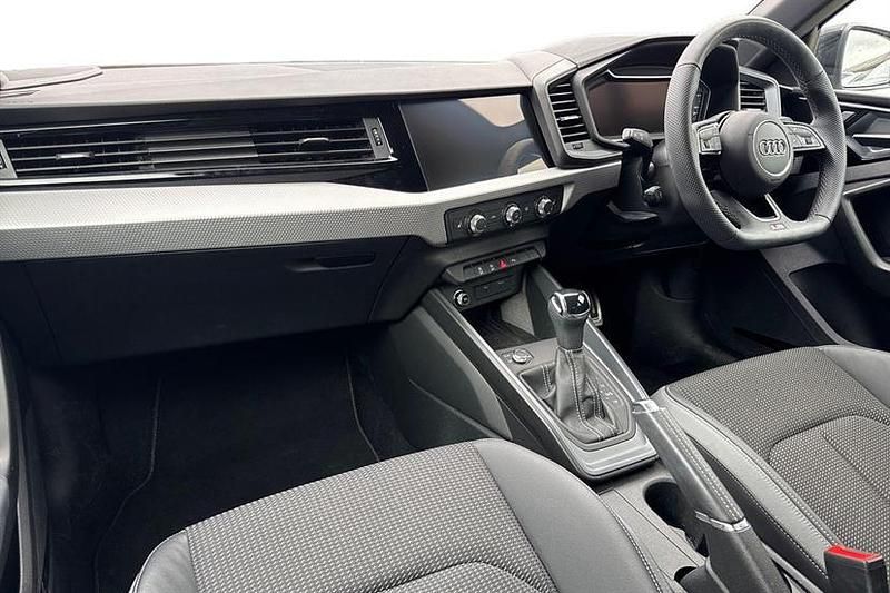 Used Audi A1 Black Edition 95 HP (69 kW) 2025 Silver SUV