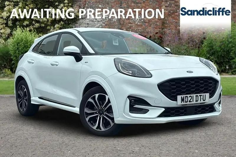 Frozen white (premium paint) Used 2021 Ford Puma ST-Line Hatchback | £14,998 (Good price) - Image 1/4