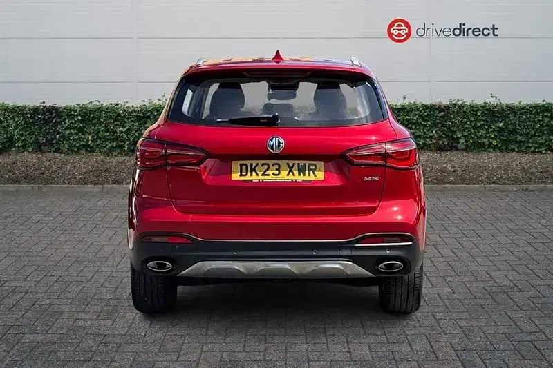 Used MG HS Excite 162 HP (119 kW) 2023 Red SUV