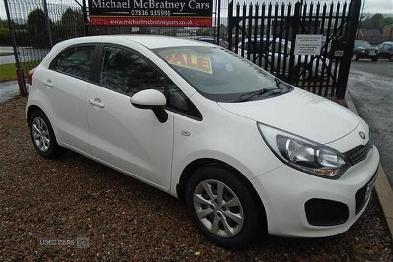 White Used 2014 Kia Rio 2 Hatchback | £4,490 (Fair price) - Image 1/1