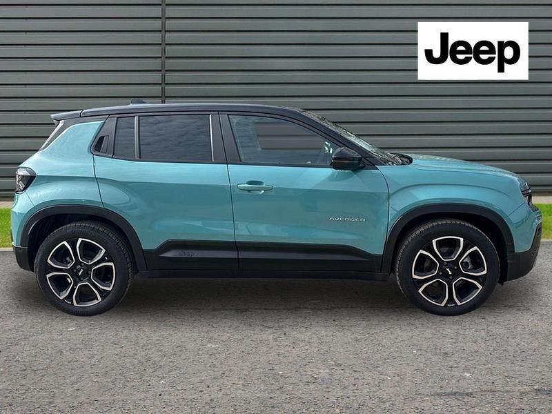 Used Jeep Avenger Summit 114 kW (156 HP) 2024 Blue/black SUV