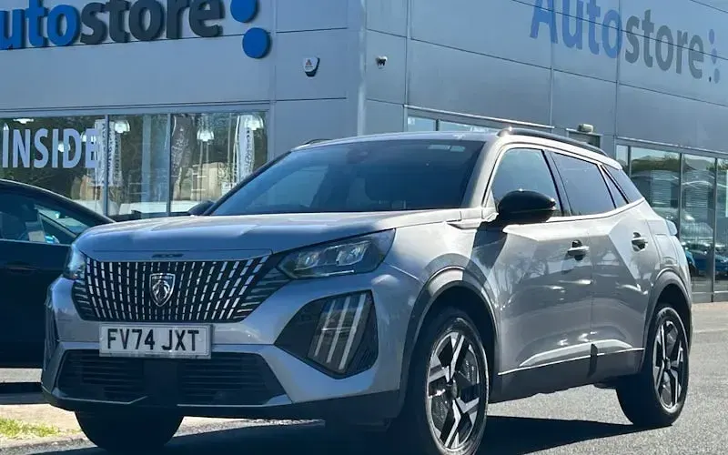 Second-hand Peugeot 2008 Allure 131 CP (96 kW) 2024 SUV