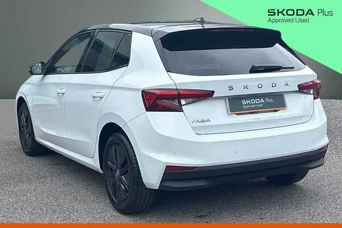 Used Skoda Fabia Design Edition 85 HP (62 kW) 2025 Moon white metallic black magic pearl effect Hatchback