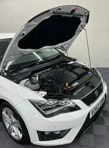 Used Seat Leon FR 150 HP (110 kW) 2013 White Hatchback
