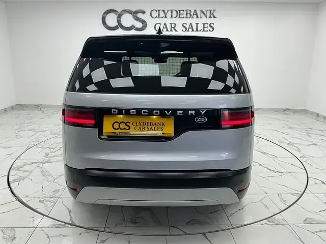 Used Land Rover Discovery SE 300 HP (220 kW) 2023 Silver SUV