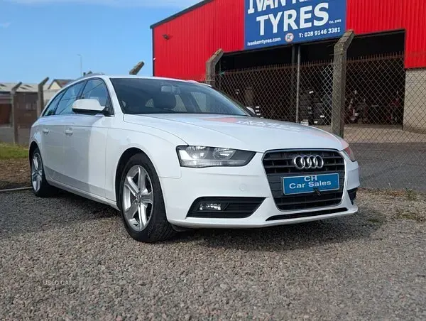 Used Audi A4 Comfort 134 HP (98 kW) 2013 White Estate