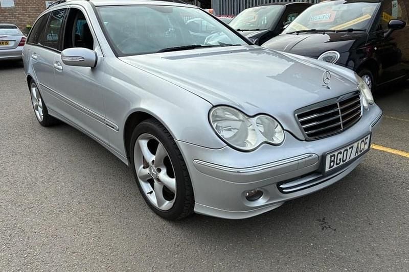 Used Mercedes C200 Avantgarde 2007 Silver Estate