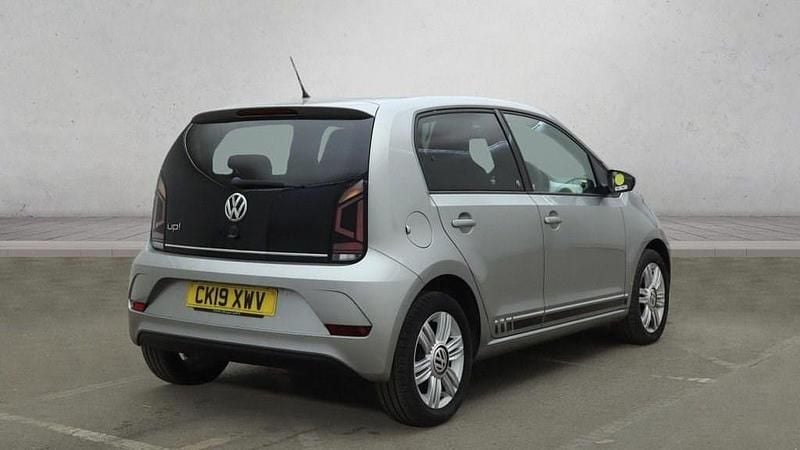 Used VW up! Beats 60 HP (44 kW) 2019 Silver Hatchback