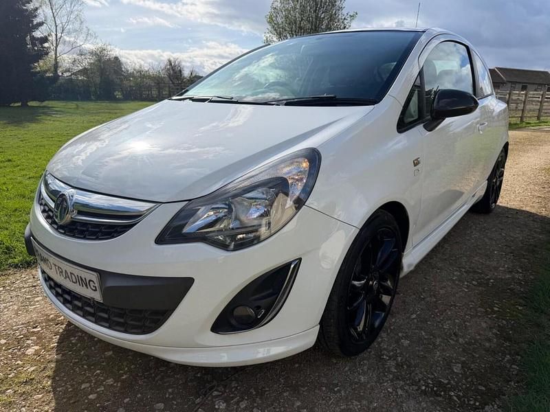 Used Vauxhall Corsa Edition 2014 White Hatchback