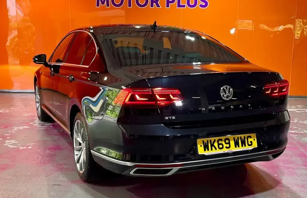 Used VW Passat Advance 218 HP (160 kW) 2019 Black Sedan