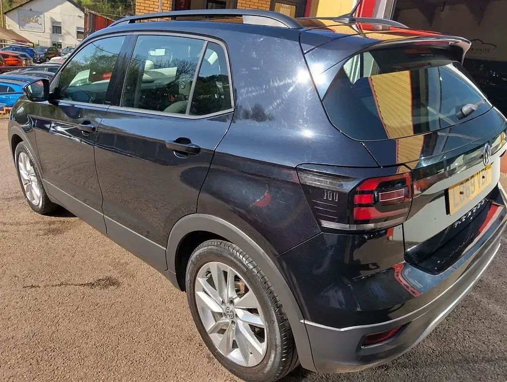 Used VW T-Cross SE 115 HP (84 kW) 2020 Black SUV
