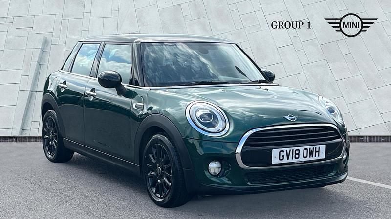 Green Used 2018 Mini Cooper Hatch Hatchback | £13,875 (Fair price) - Image 1/4