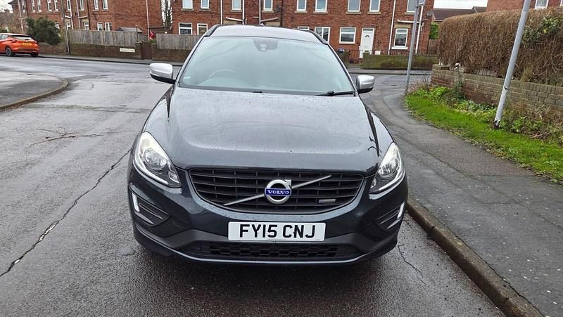 Used Volvo XC60 R-Design 181 HP (133 kW) 2015 Grey SUV
