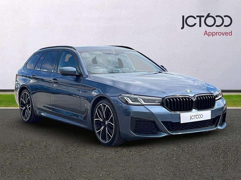 Blue Used 2022 BMW 520 M Sport Estate | £28,850 (Fair price) - Image 1/4
