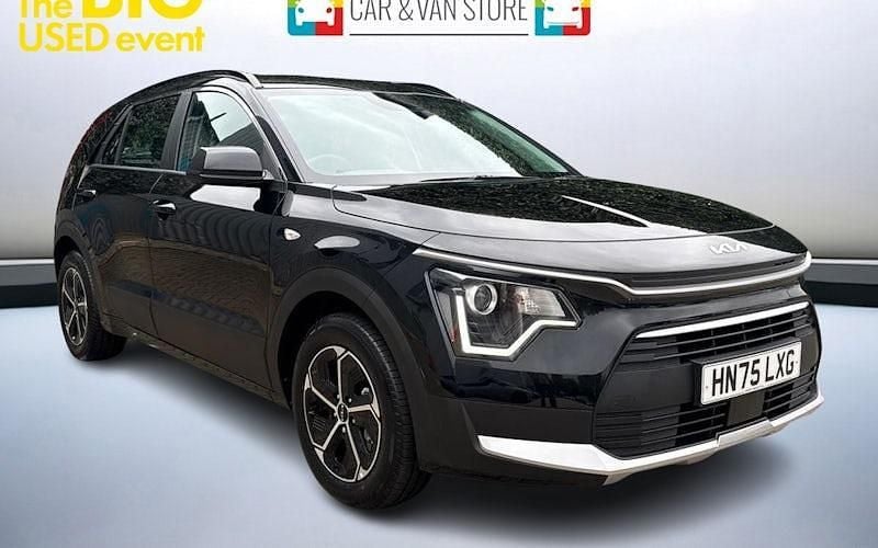 New 2025 Kia Niro 2 SUV | £24,699 (Super price) - Image 1/4