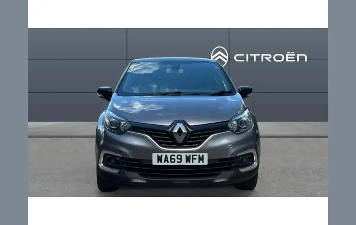 Used Renault Captur Iconic 88 HP (64 kW) 2019 Other SUV