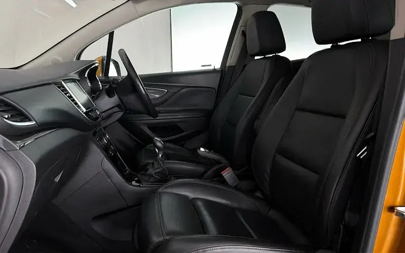Used Vauxhall Mokka Elite 140 HP (102 kW) 2017 Orange SUV