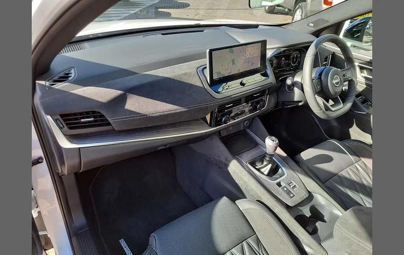 Used Nissan Qashqai Tekna+ 155 HP (114 kW) 2025 White SUV