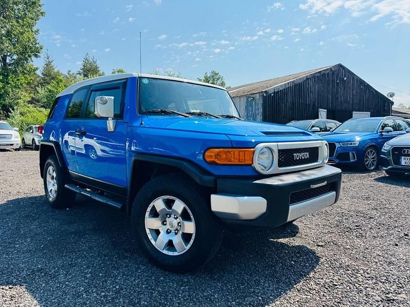 Blue Used 2013 Toyota FJ Cruiser SUV | £23,995 - Image 1/4
