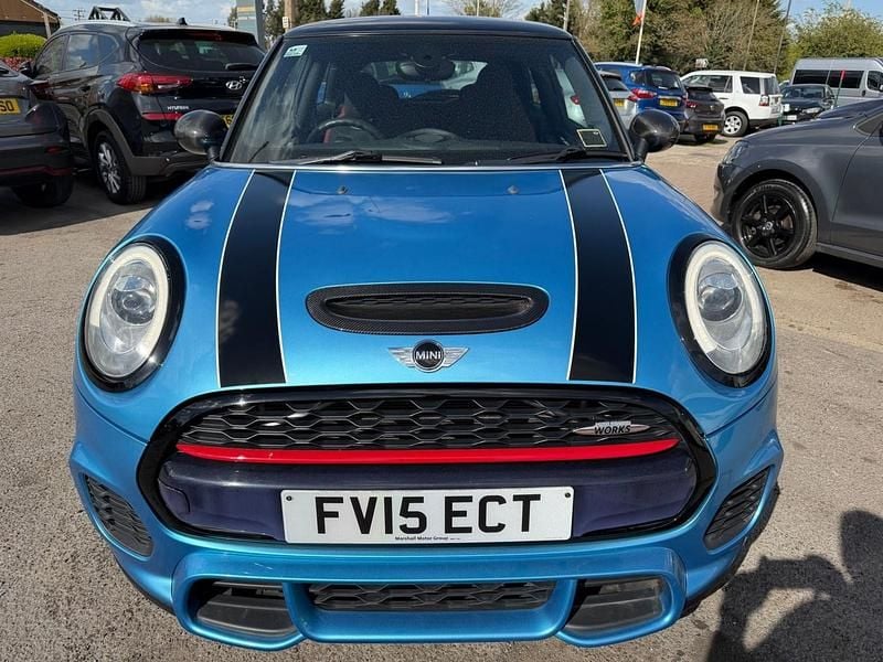 Begagnad Mini John Cooper Works Hatch 231 HK (169 kW) 2015 Blå Halvkombi