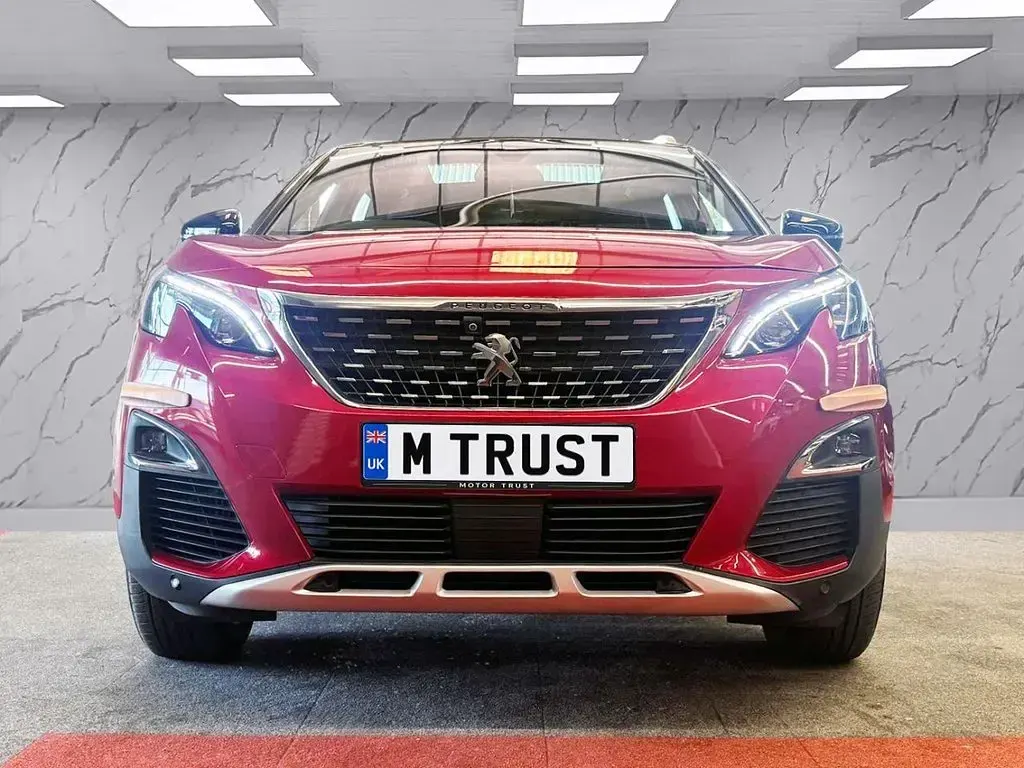 Used Peugeot 3008 Premium 180 HP (132 kW) 2019 Red SUV