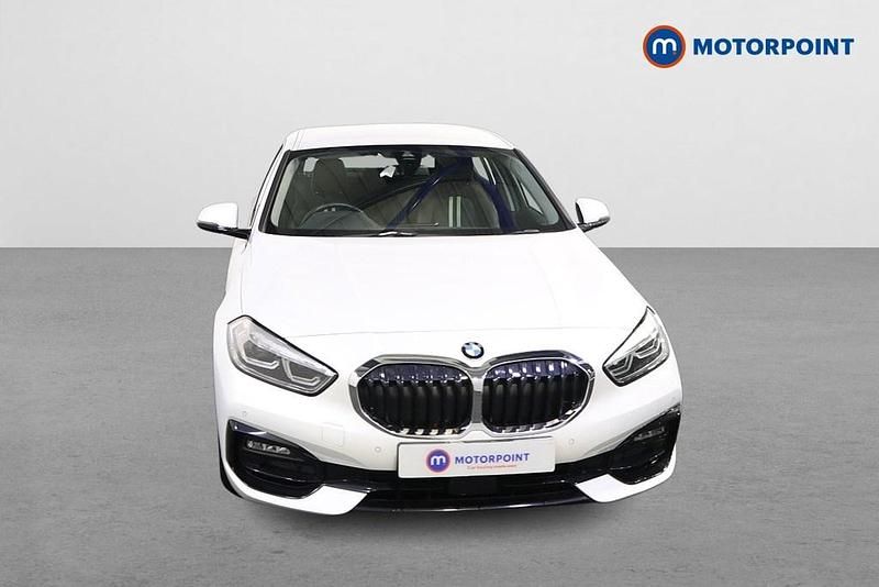 Used BMW 118 Sport Line 2022 White Hatchback