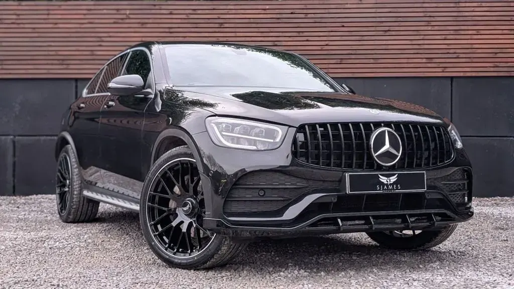 Used Mercedes GLC220 AMG line 2019 Black SUV
