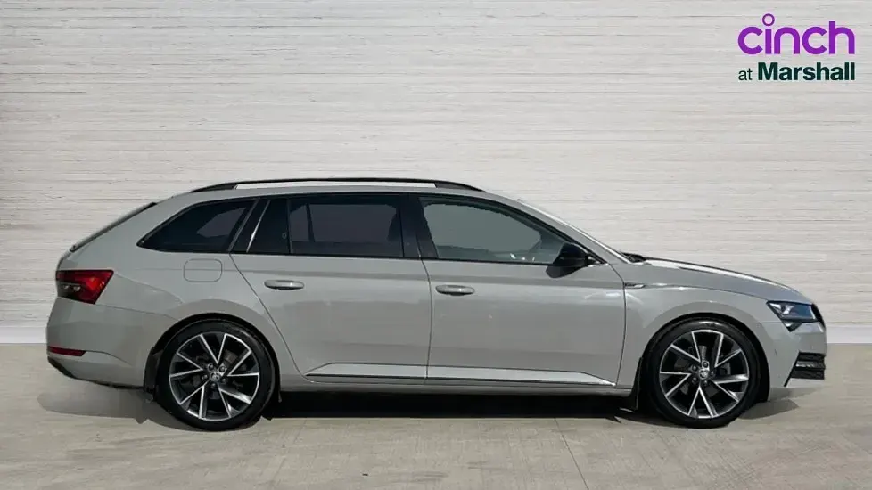 Used Skoda Superb SportlinePlus 190 HP (139 kW) 2019 Grey Estate