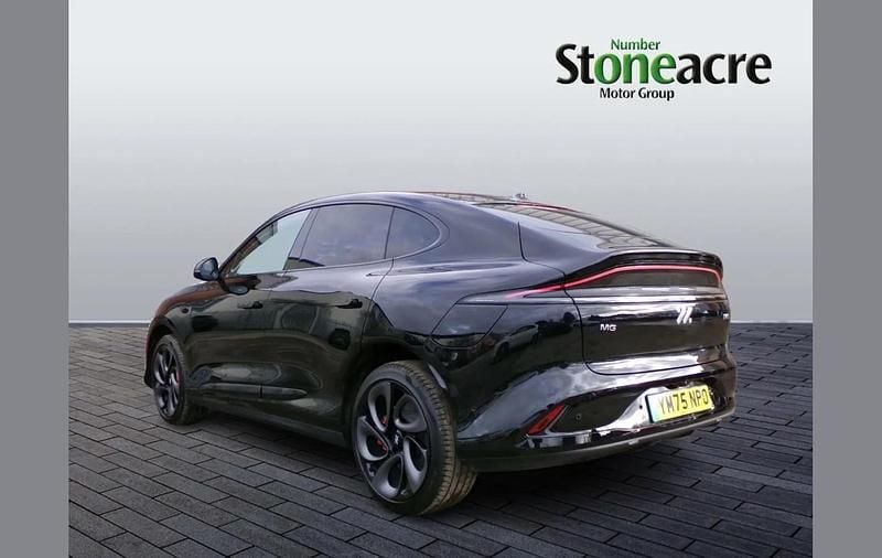 New MG IM6 553 kW (752 HP) 2025 Black SUV
