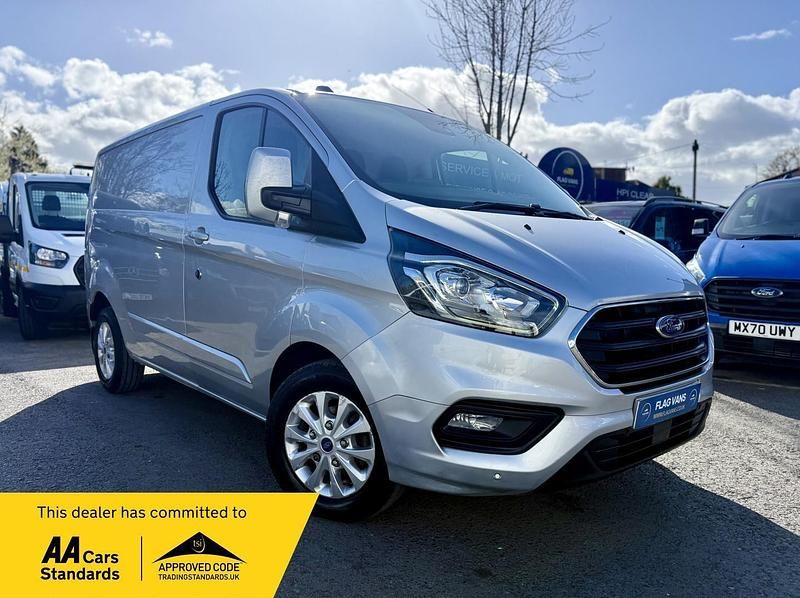 Used Ford Transit Custom Limited 130 HP (95 kW) 2020 Silver Van
