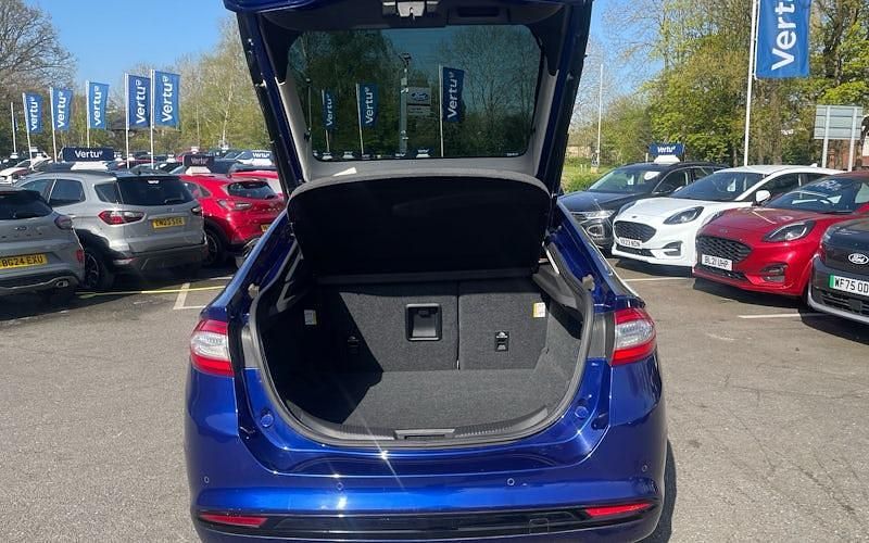 Used Ford Mondeo Titanium 160 HP (117 kW) 2017 Hatchback