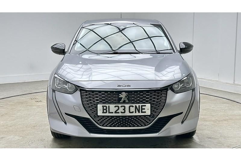 Used Peugeot e-208 Allure+ 100 kW (136 HP) 2023 Grey Hatchback